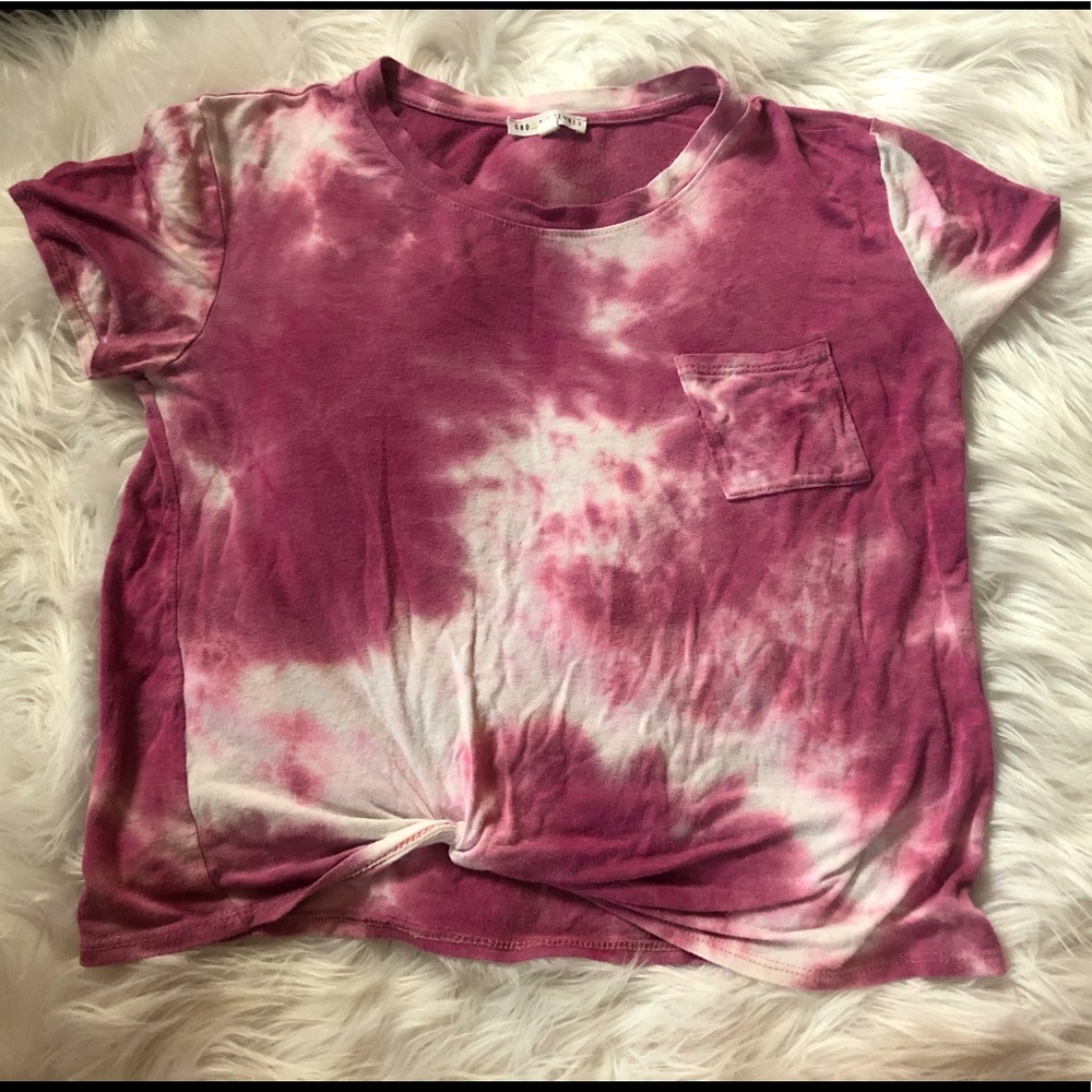 Comfy Pink and White Tye Dyed T-Shirt / Large
